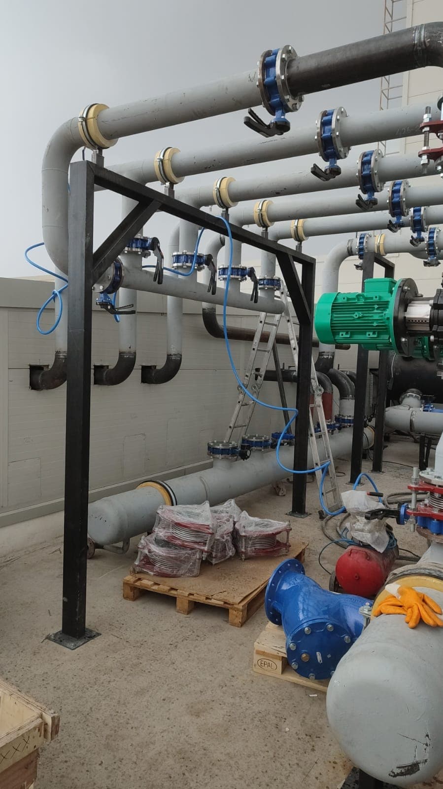 Chiller - Isı Pompası - Su Yumuşatma vb. Tedariği ve Montajı — saha fotoğrafı