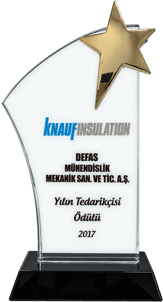 Knauf Insulation tarafından Defas Mühendislik’e verilen 2017 Yılın Tedarikçisi Ödülü kupası